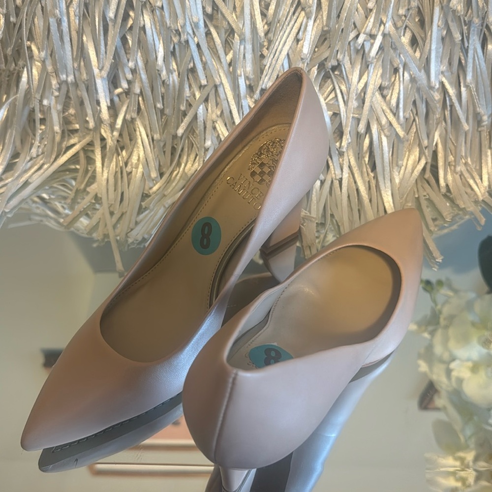 Nude Pump